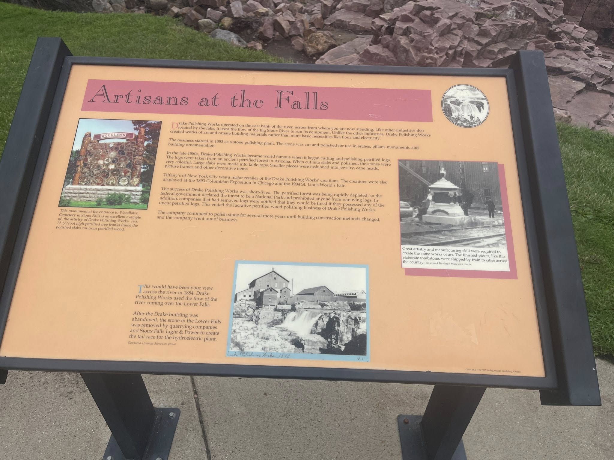 Artisana at the Falls